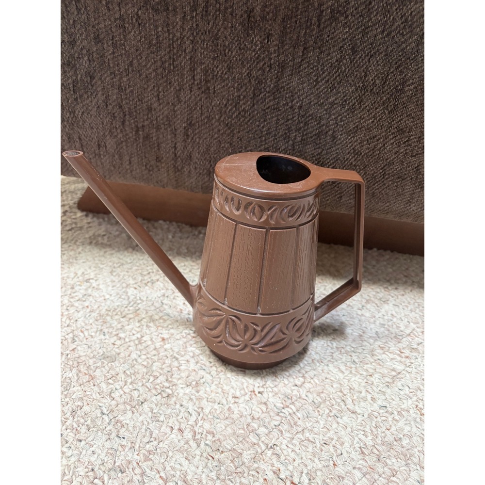 VTG rubbermaid Plastic Watering Can Long Spout Faux Woodgrain Floral Design